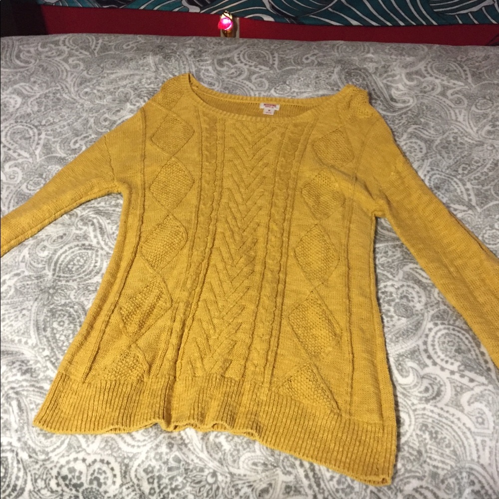 Mossimo mustard sweater